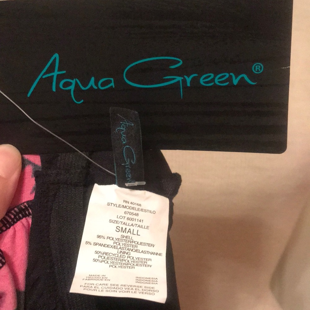 Women’s small tiered tankini by Aqua Green NWT - Picture 7 of 8